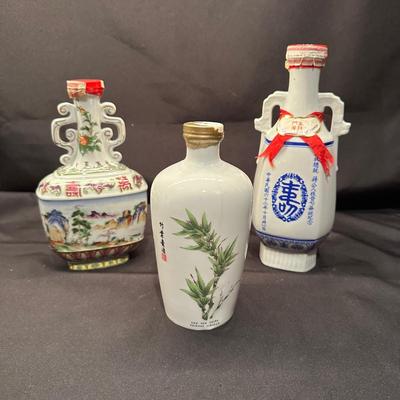 Decorative Asian Bottles with Sealed Caps (B-KL)