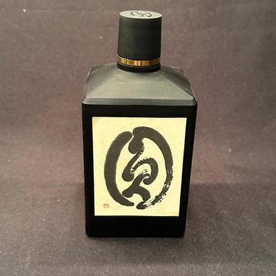 Decorative Asian Bottles with Sealed Caps (B-KL)