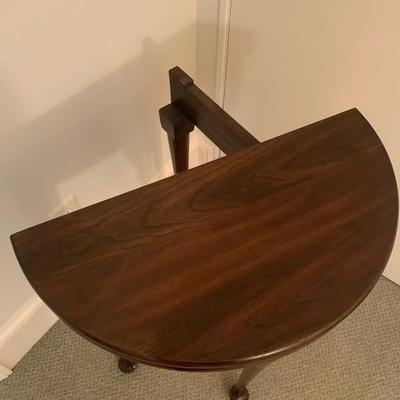 Harden Demilune-style Table (BR3-KW)