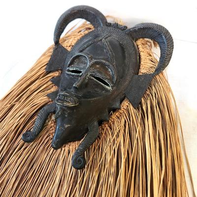Lot #201  Ram Head Mask with Raffia - CONGO