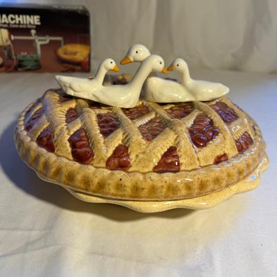 â€˜In Praise Of Applesâ€™ Book - Asheville Author Plus NIB Apple Machine & More (K-RG)