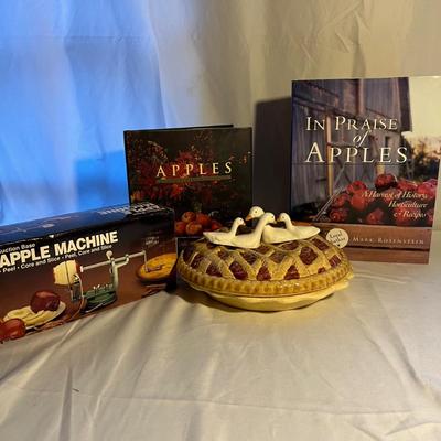 â€˜In Praise Of Applesâ€™ Book - Asheville Author Plus NIB Apple Machine & More (K-RG)