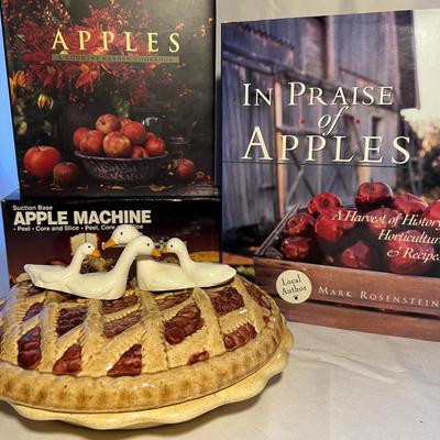 â€˜In Praise Of Applesâ€™ Book - Asheville Author Plus NIB Apple Machine & More (K-RG)