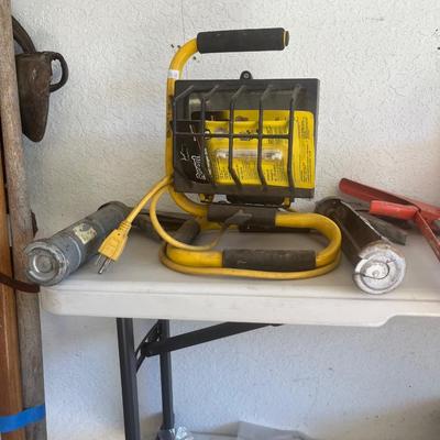 Light & painting supplies