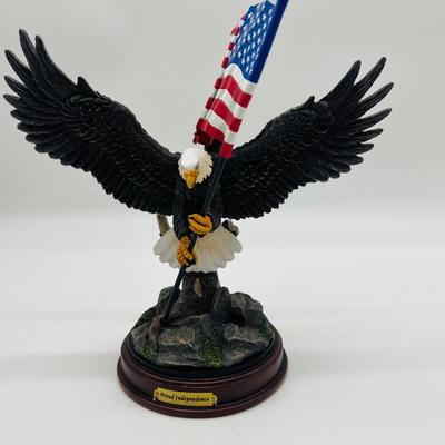NEW BRADFORD EXCHANGE â€œProud Independenceâ€ & â€œMajestic Glory with COA