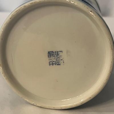 Blue & White Porcelain China Teapot & Cups Plus Vase (K-RG)