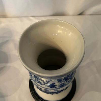 Blue & White Porcelain China Teapot & Cups Plus Vase (K-RG)