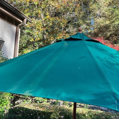 Cast Aluminum Patio Table & Chairs Plus Sunbrella (P-RG)