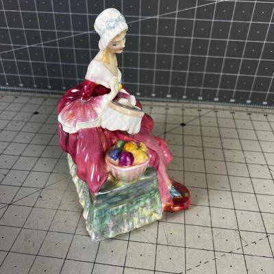 Royal Doulton Figurine "Penelope" HN 1901