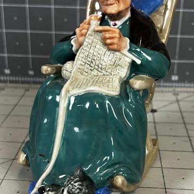 Royal Doulton Figurine "Twilight" HN 2256