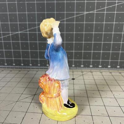Royal Doulton Figurine "Little Boy Blue"