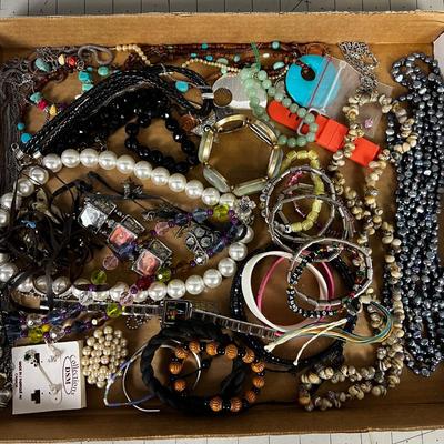 Lot of Used Costume Jewels 