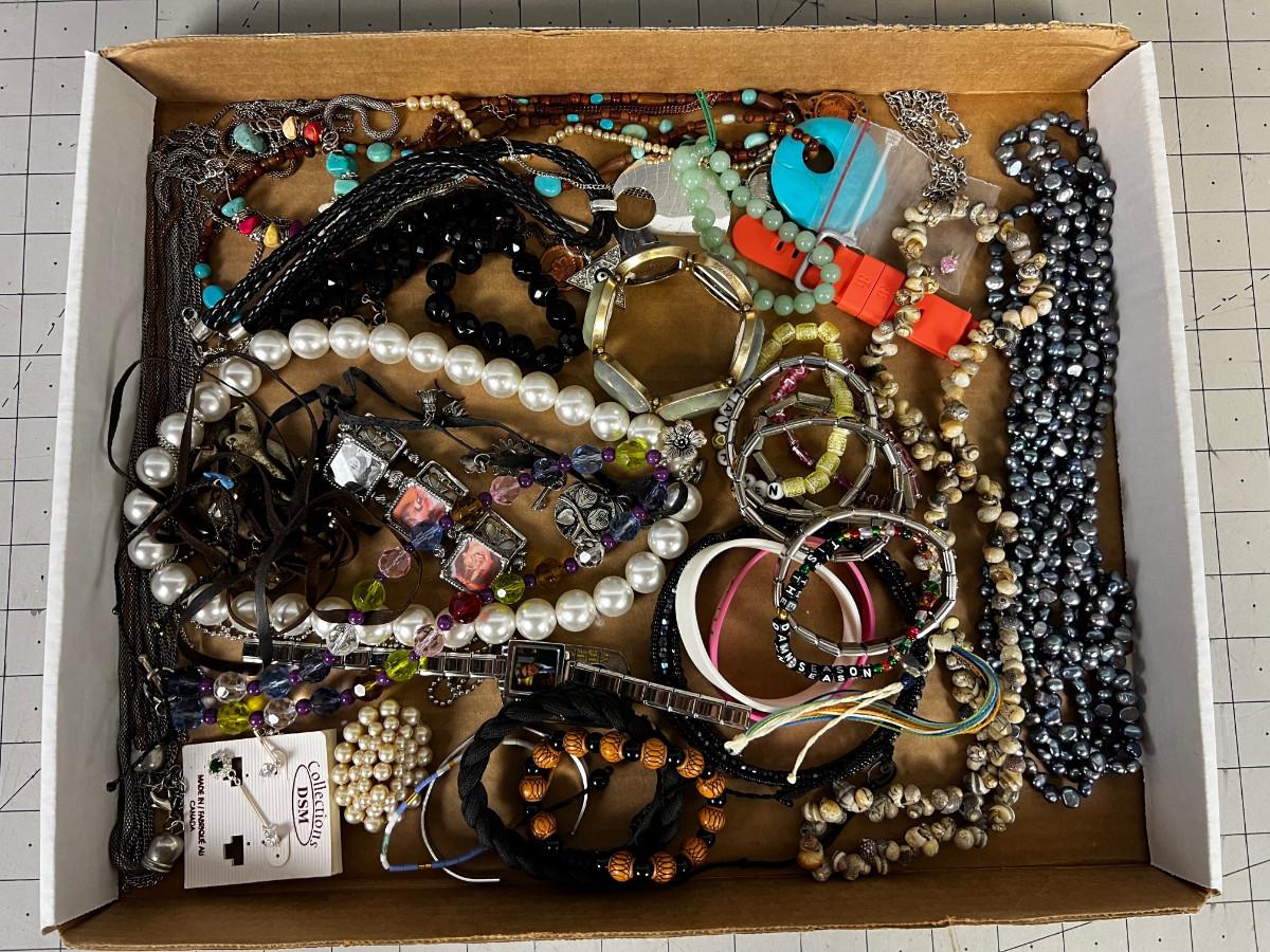 Lot of Used Costume Jewels