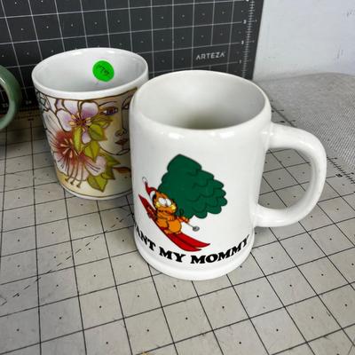 Lot of Cool Coffee Cups. 