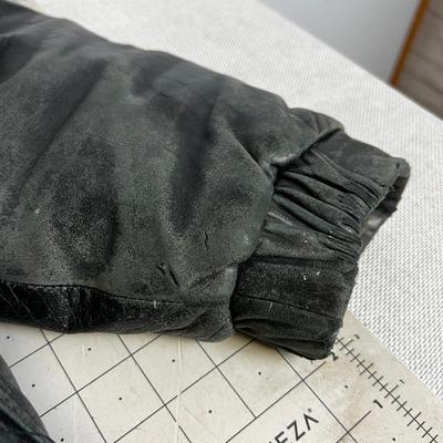 Eddie Bauer Men's Leather Bomber Jacket 
