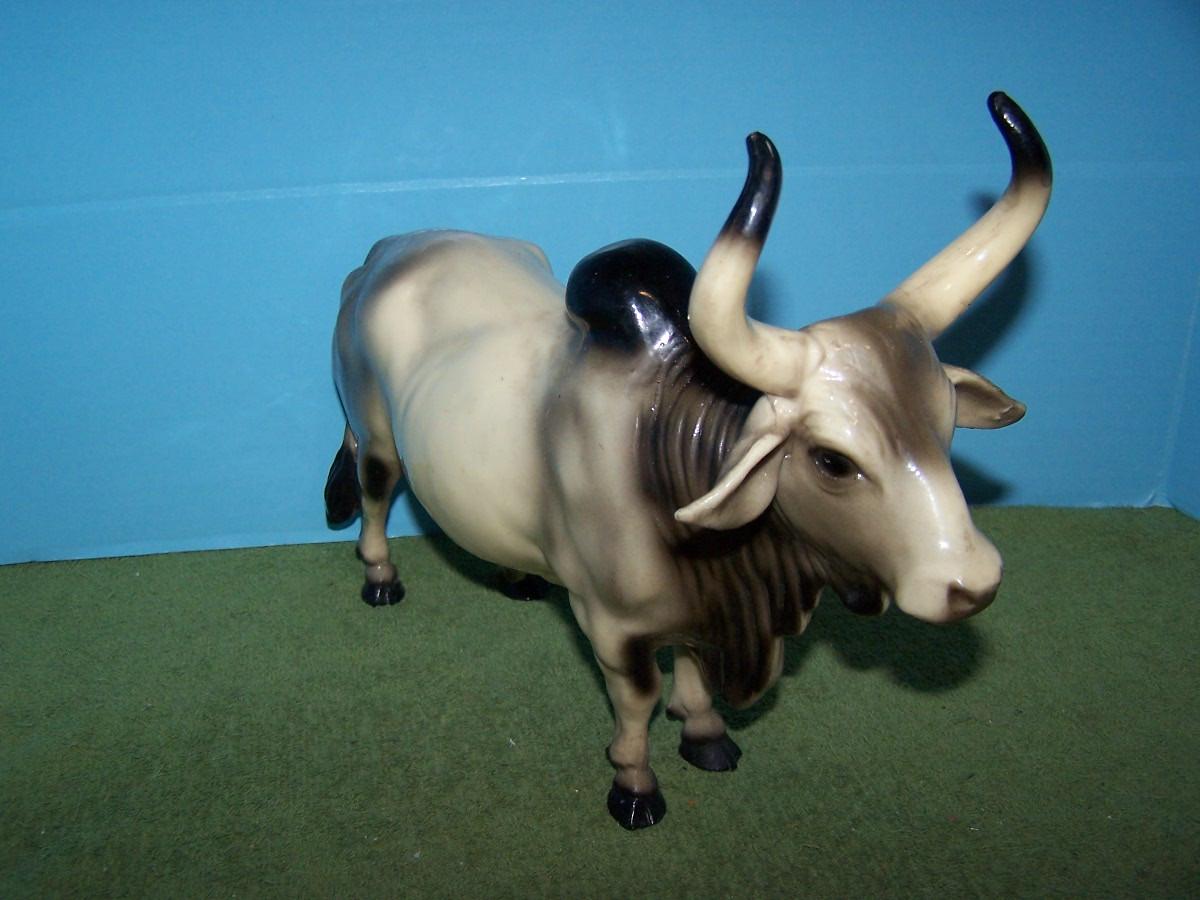 Breyer bull good