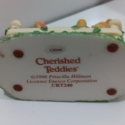 Collectible Cherished Teddies Teddy bears