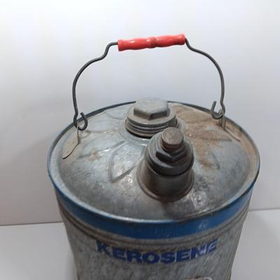 Vintage Delphos Kerosene Can Quality galvanized ware