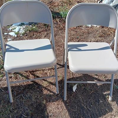 Set of 4 steel folding chairs