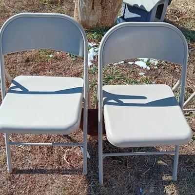 Set of 4 steel folding chairs