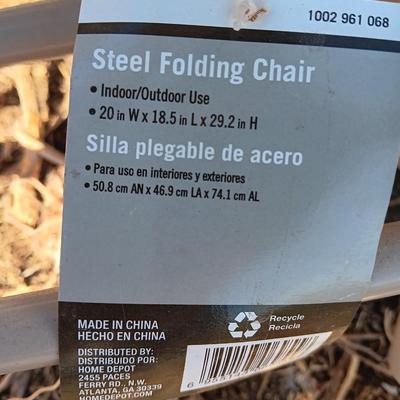 Set of 4 steel folding chairs