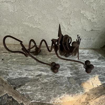 Yard Art (P-MG)