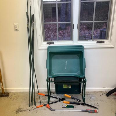 Garden Kneeler & More (G-MG)