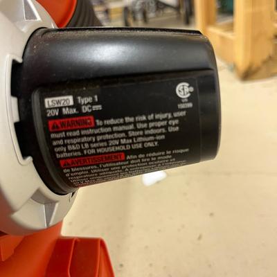 Black & Decker Cordless Blower & Electric Hedge Trimmer (G-MG)