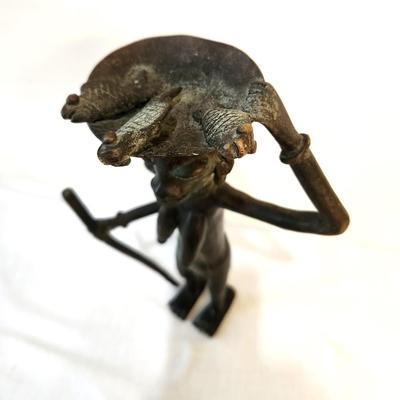 Lot #212  Mossi Tribe Female Figure w/Fish in Basket - bronze