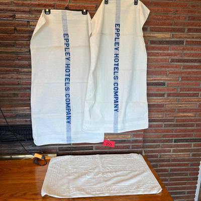 Eppley Hotels Towels & Bath matt
