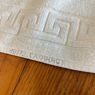 Eppley Hotels Towels & Bath matt