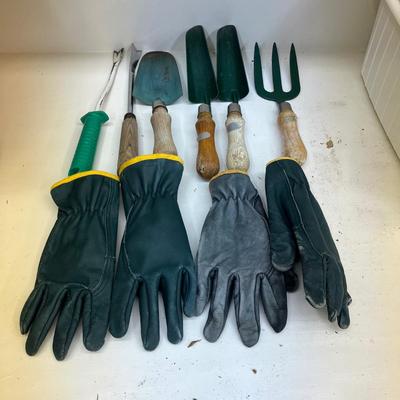 Felco Pruners & Gardening Tools (G-MG)