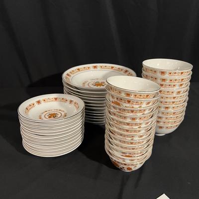 Tatung Taiwan Floral Gold Estate Porcelain China 10+ Person Setting (DR-RG)