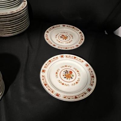 Tatung Taiwan Floral Gold Estate Porcelain China 10+ Person Setting (DR-RG)