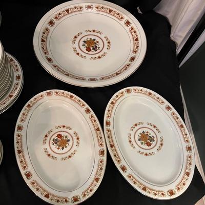 Tatung Taiwan Floral Gold Estate Porcelain China 10+ Person Setting (DR-RG)