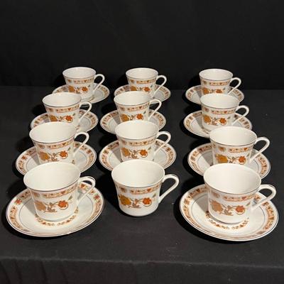 Tatung Taiwan Floral Gold Estate Porcelain China 10+ Person Setting (DR-RG)