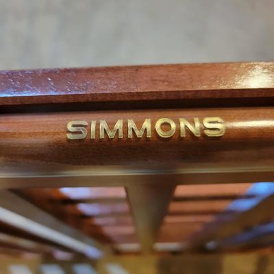 Simmons Solid Wood Crib and Bedding (BS-DW)