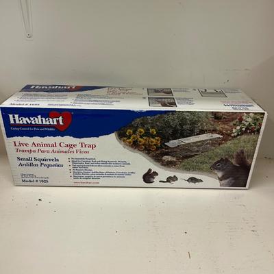 Havahart Live Animal Cage Trap & Yard Sentinel (G-MG)