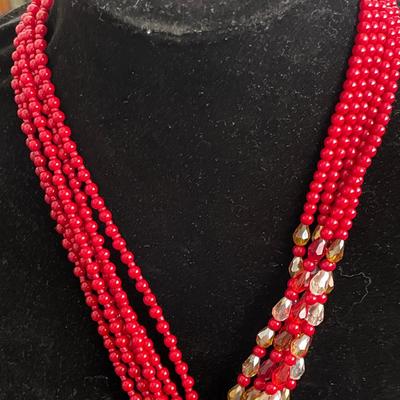 JOAN RIVERS COLLECTION RED STARLET STYLE NECKLACE