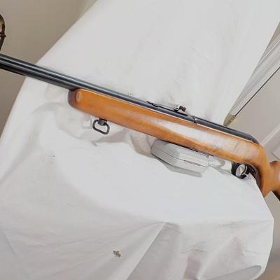 Mossberg model 140/8 , 22cal., short, long., long rifle/ Mag.. est. $130 to $250.