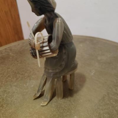 Hand carved figuring woman