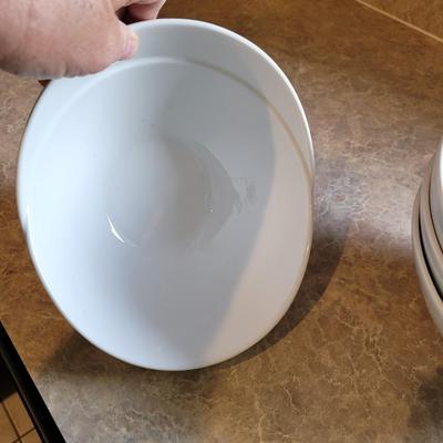 Lot of 7 white bowls