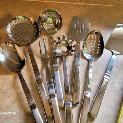 Viking Stainless Utensil set