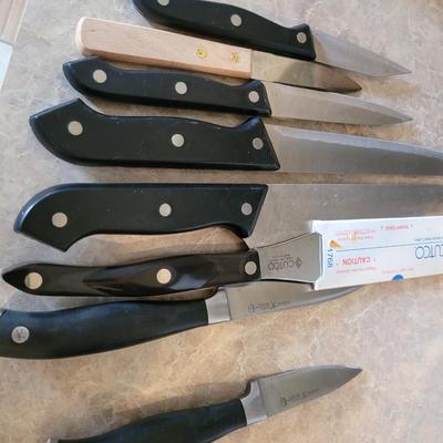 Lot of 8 knives