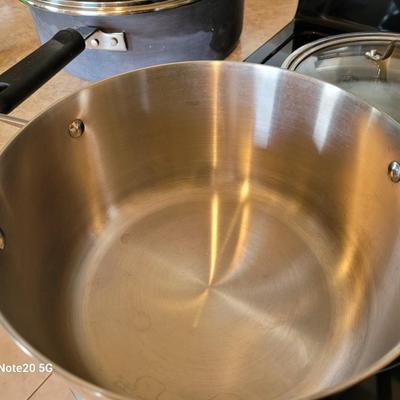 Lot of 2 Calphalon cookware