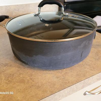 XL non stick skillet