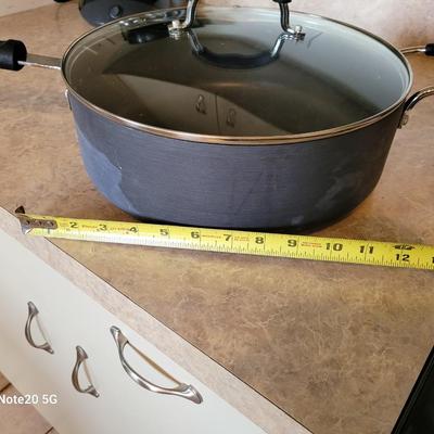 XL non stick skillet