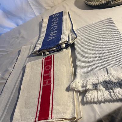 Baking Essentials - Cookie Cutters, Mixing Bowls Plus Much More (K-RG)