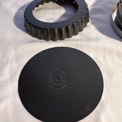 Baking Essentials - Cookie Cutters, Mixing Bowls Plus Much More (K-RG)