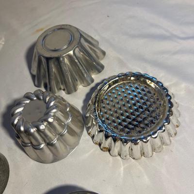 Baking Essentials - Cookie Cutters, Mixing Bowls Plus Much More (K-RG)